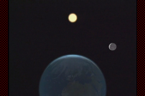 Size of the sun and the moon