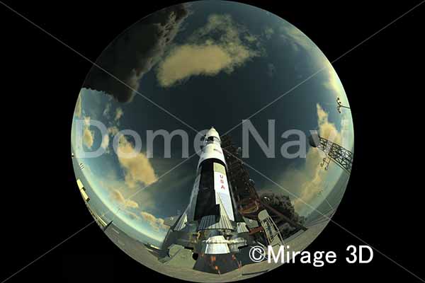 サターンV型ロケット発射（スローモーション）３